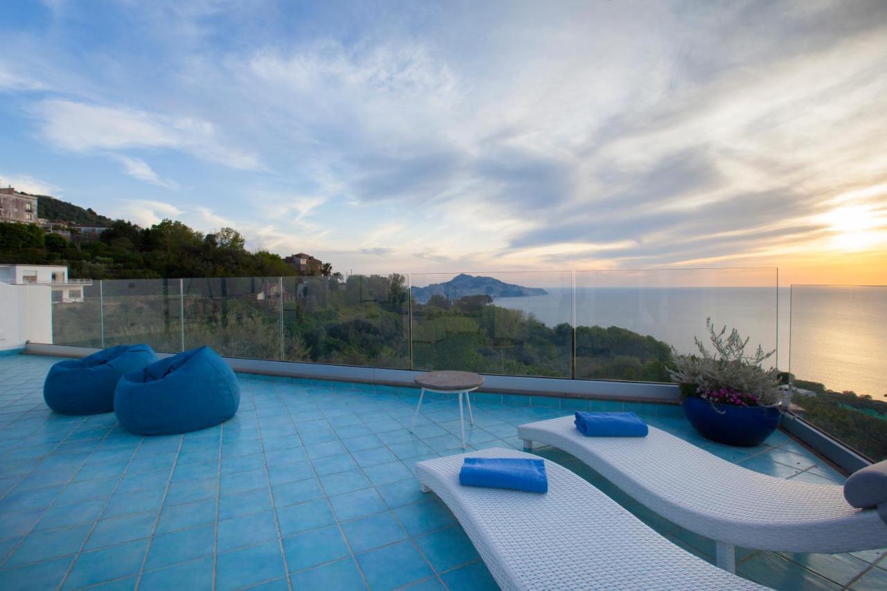 Villa Venus In Penisola Sorrentina มัสซาลูเบรนเซ ภายนอก รูปภาพ