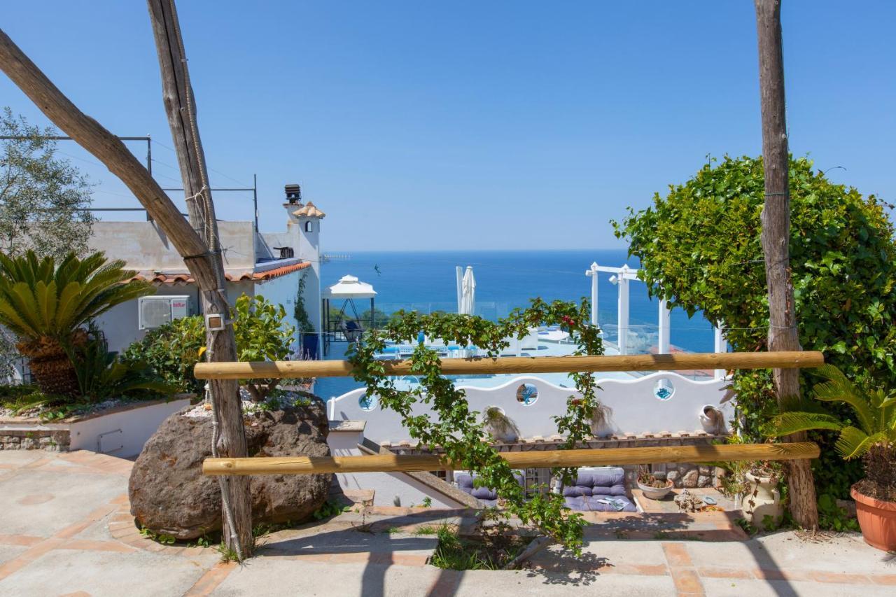 Villa Venus In Penisola Sorrentina มัสซาลูเบรนเซ ภายนอก รูปภาพ