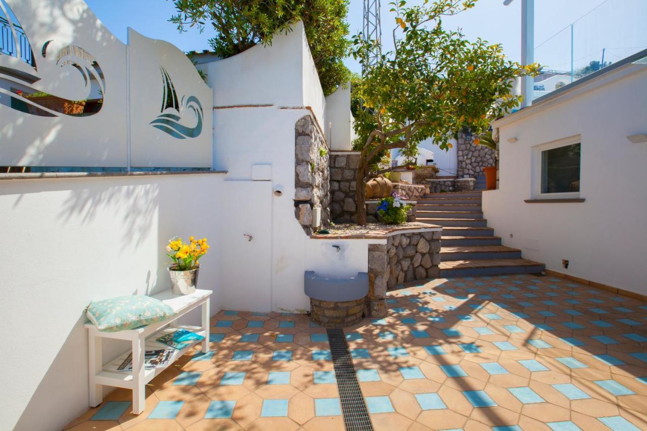 Villa Venus In Penisola Sorrentina มัสซาลูเบรนเซ ภายนอก รูปภาพ