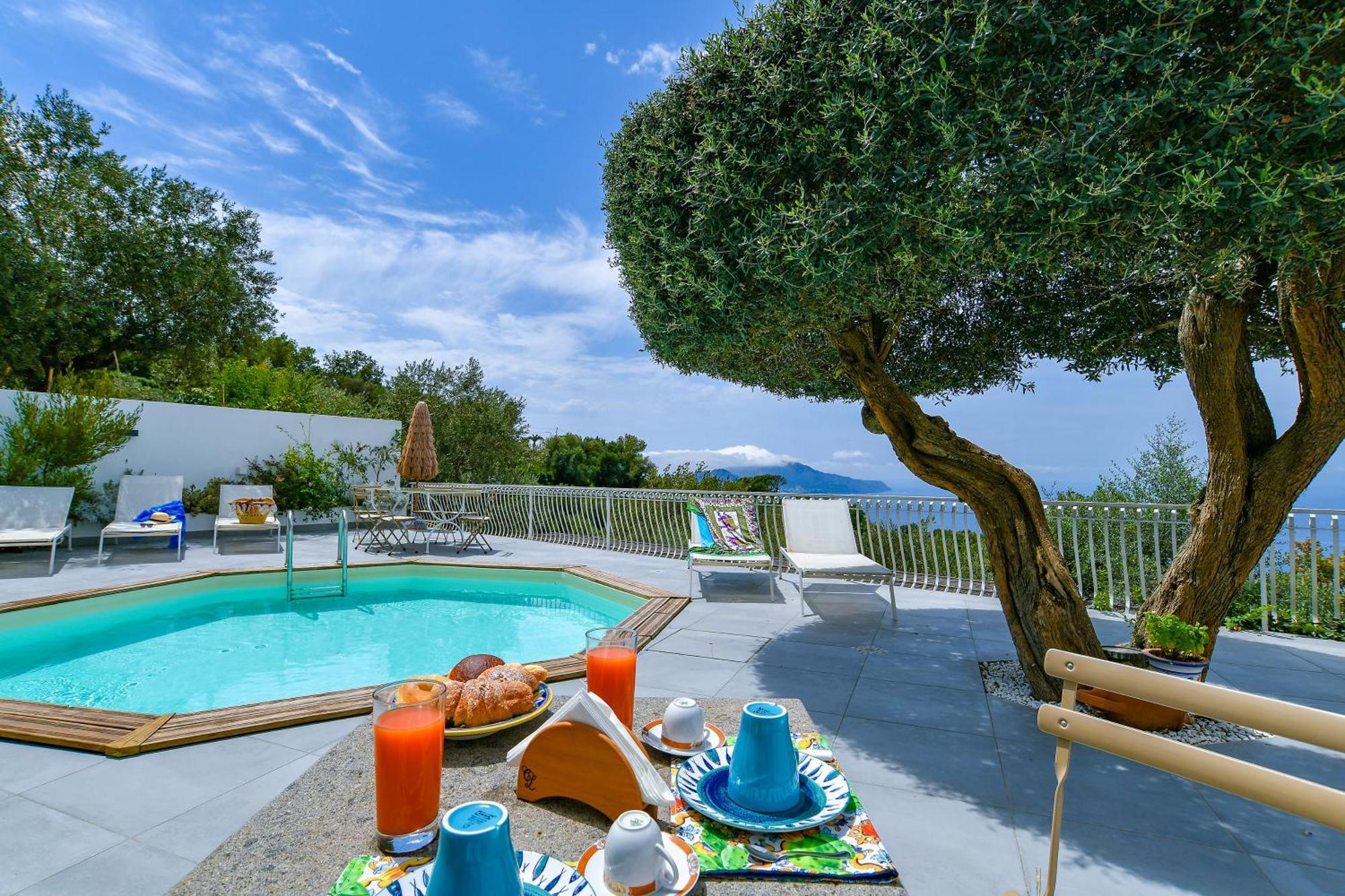 Villa Venus In Penisola Sorrentina มัสซาลูเบรนเซ ภายนอก รูปภาพ
